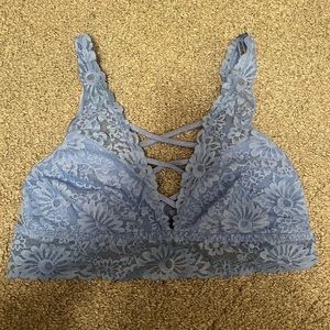 Victoria’s Secret PINK Bralette never worn ‼️price drop‼️